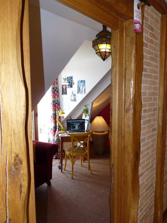 Chambres D'Hotes La Breachere Yvré-lʼÉvêque Екстериор снимка